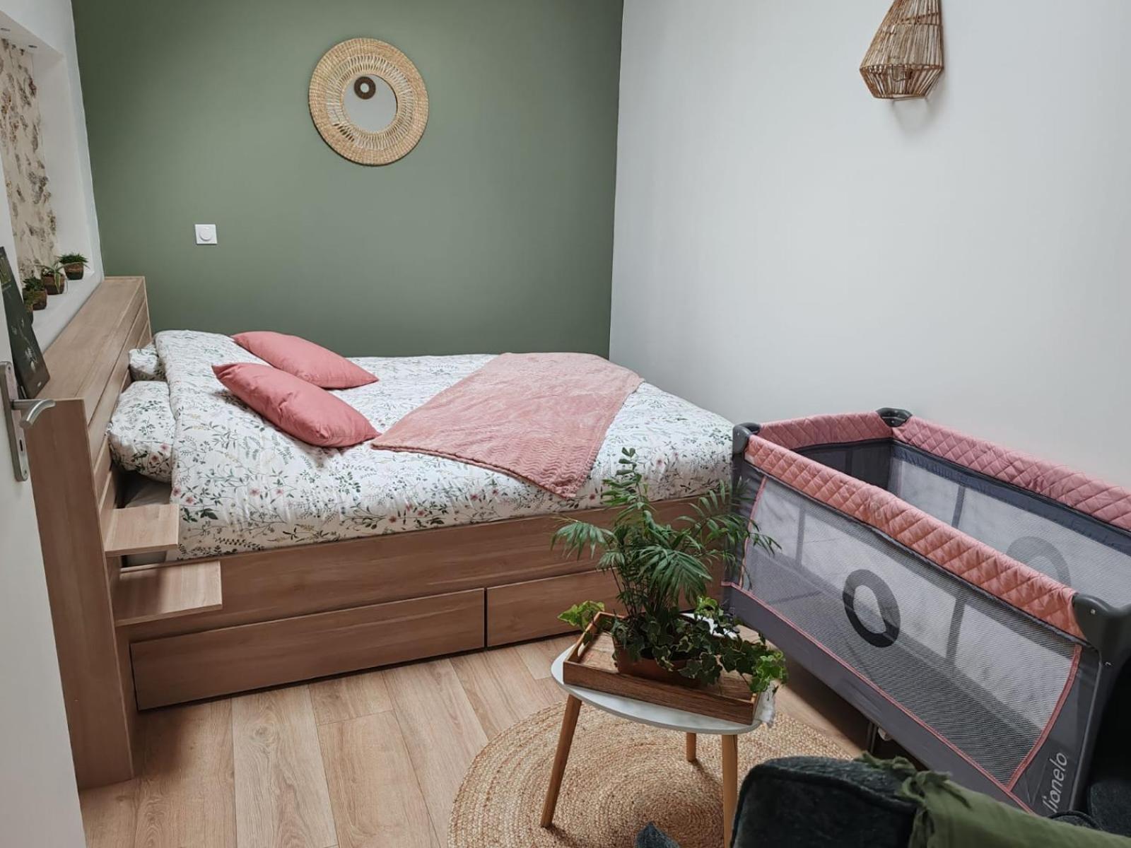 Bed and Breakfast Chez Peggy Jouarre Exterior foto